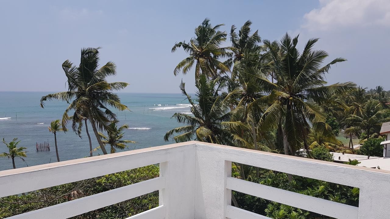 Beach Paradise Hotel Matara Exterior photo