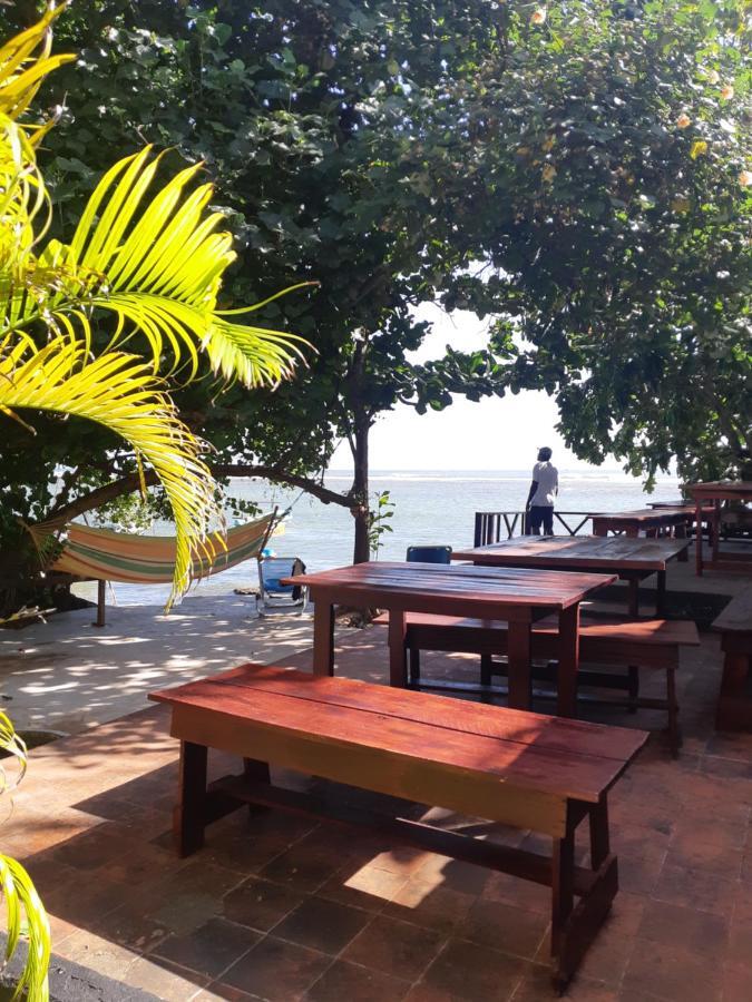 Beach Paradise Hotel Matara Exterior photo